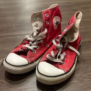 Converse Classic Red High-Tops
